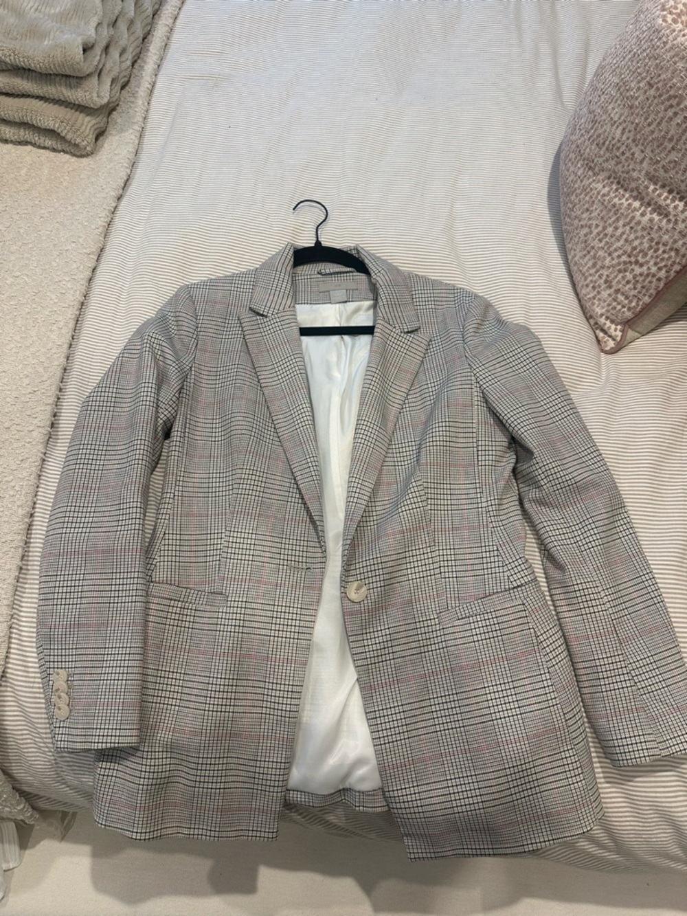 H&M Checked Single-Button Blazer in Light Gray with Pink Accents